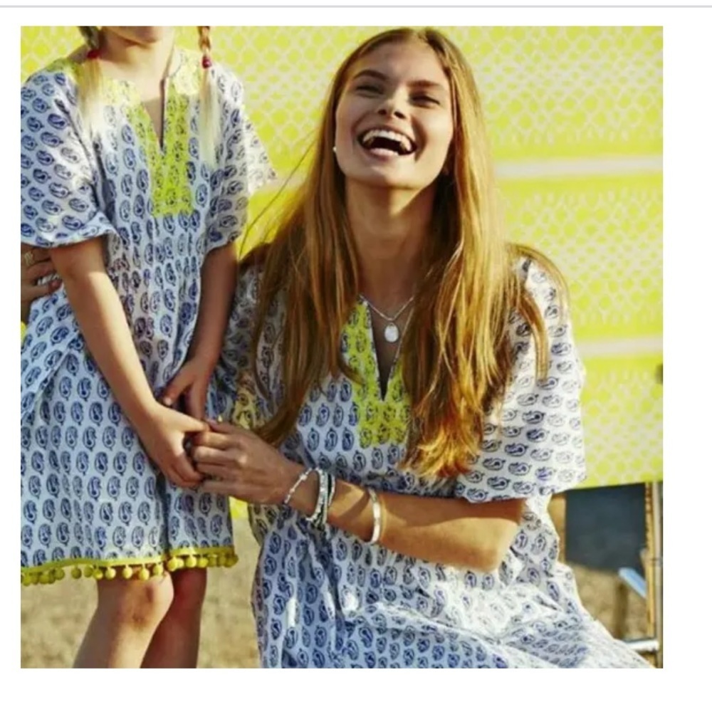 STELLA DOT Beach coverup
